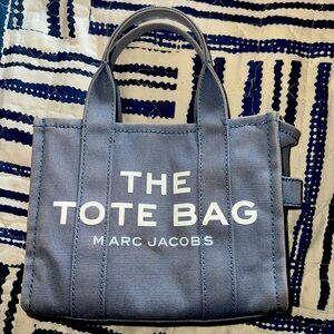 Marc Jacobs THE CANVAS SMALL TOTE BAG